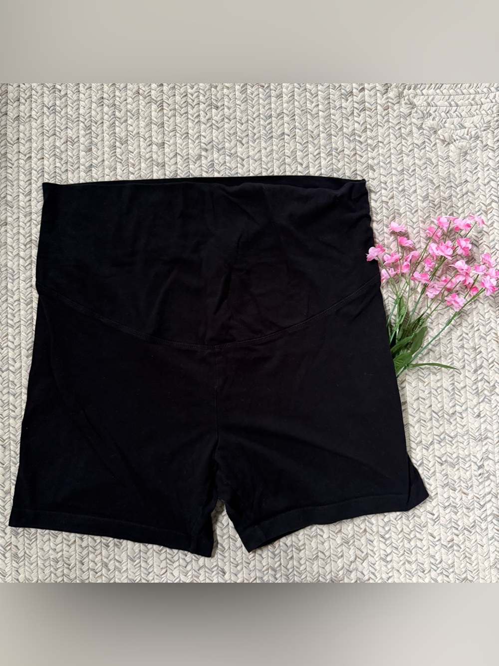 Old Navy Black High-Rise Biker Shorts